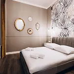 Native Paulinska 20 Apartman *